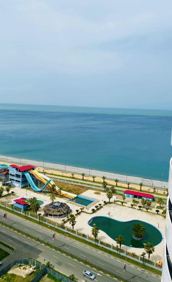 Sea View Studio Apartment In Orbi Residence Batumi Exteriér fotografie